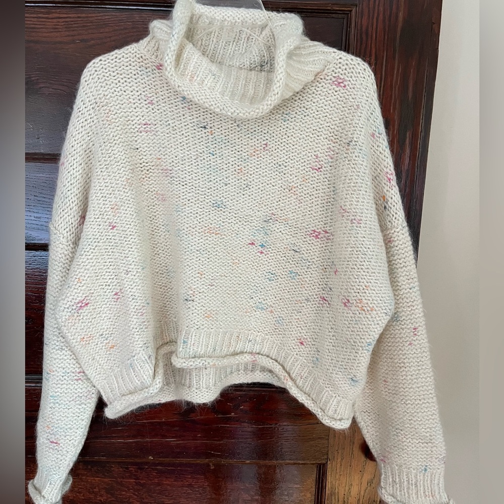 Anthropologie cropped sweater, NWT